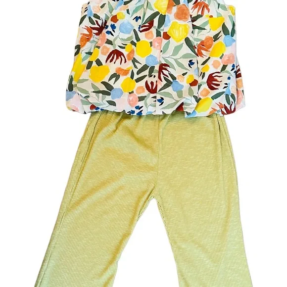 Beautiful outfit for girls - Picture 2 of 2